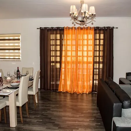 Apartment Aragon *